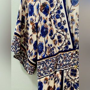 Illa Illa Blue Floral Dress